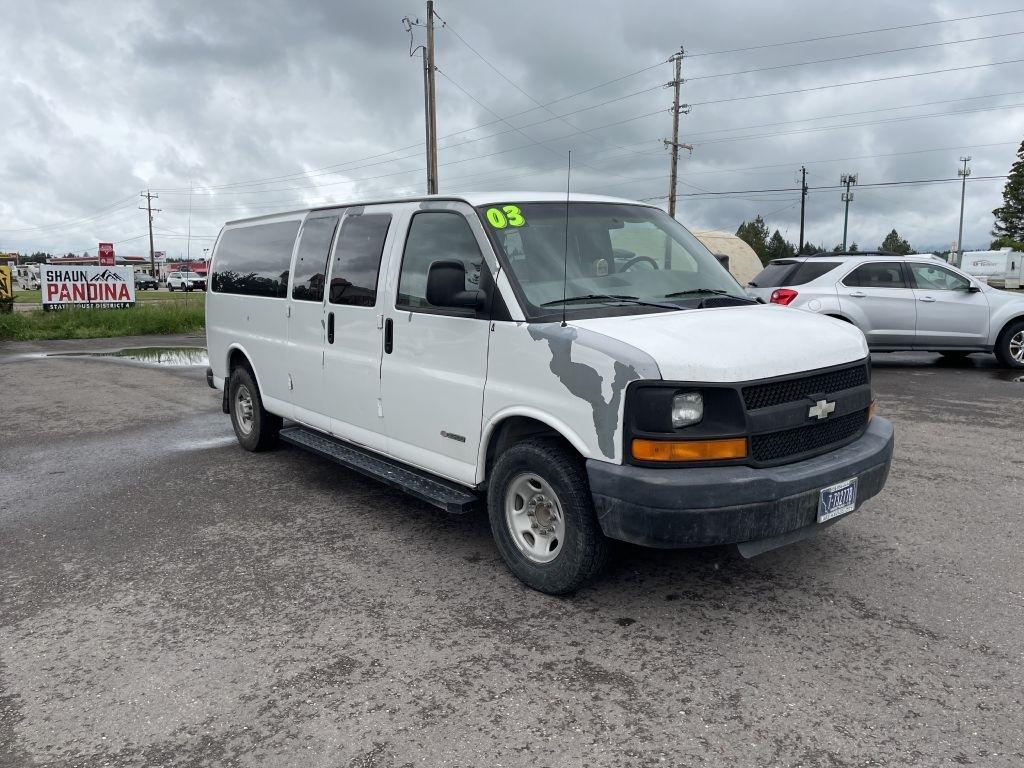 Chevrolet Express 3500 Extended 2003