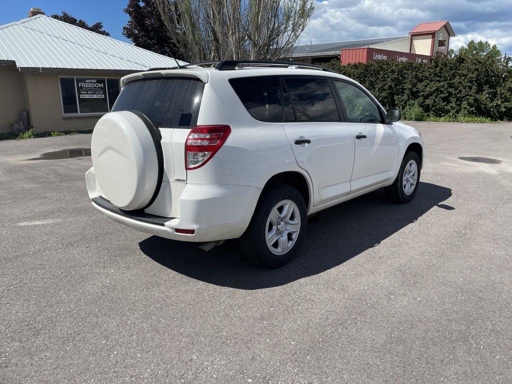Toyota RAV4 Base I4 4WD 2011