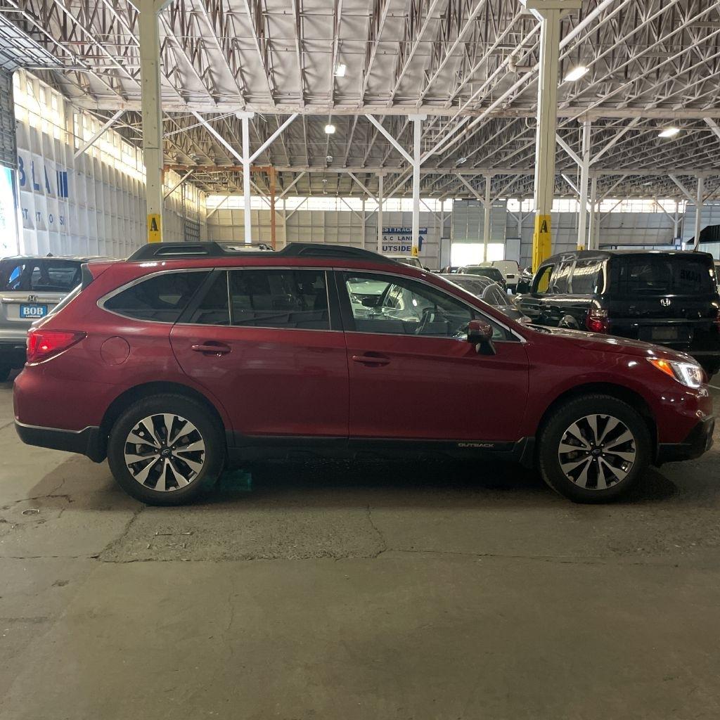 Subaru Outback 2.5i Limited 2015