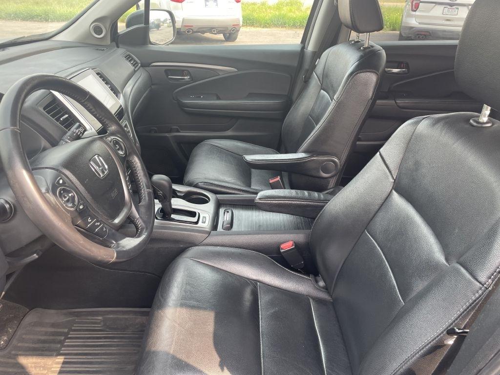 2017 Honda Pilot EX-L - Photo 7