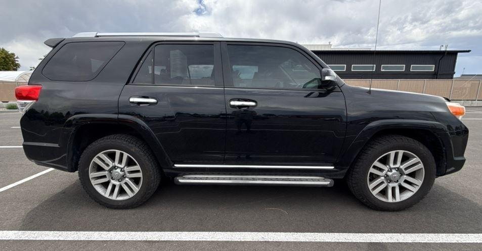 Toyota 4Runner SR5 4WD 2010