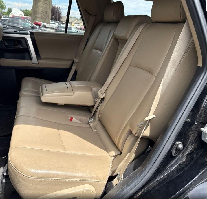 Toyota 4Runner SR5 4WD 2010
