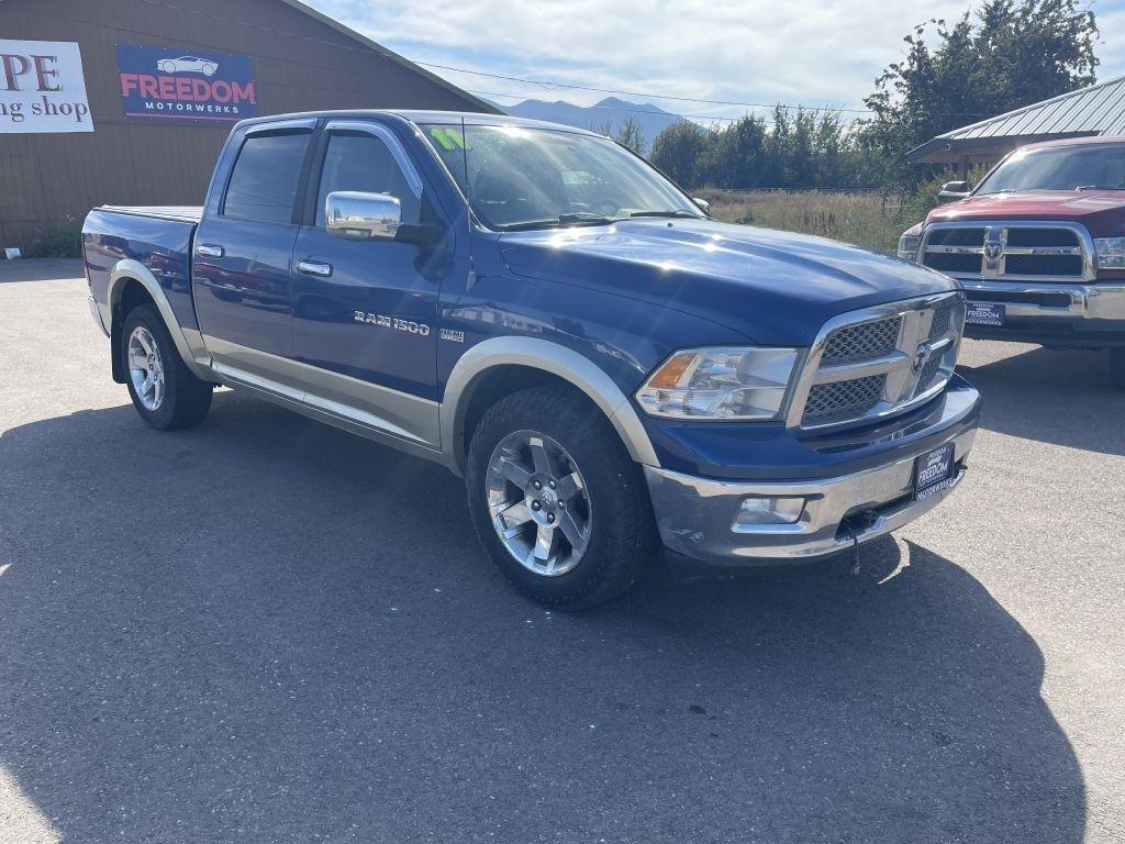 RAM 1500 Laramie Crew Cab 4WD SWB 2011
