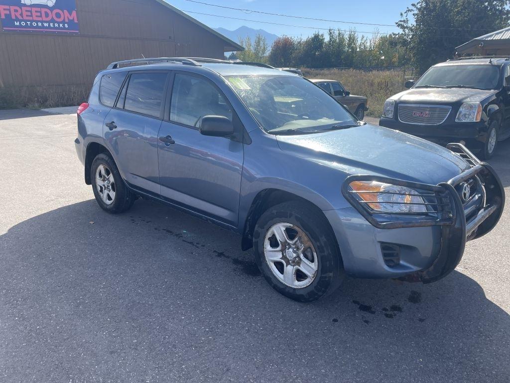 Toyota RAV4 Base I4 4WD 2011