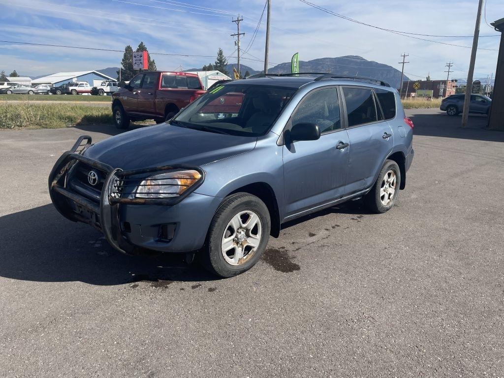 Toyota RAV4 Base I4 4WD 2011