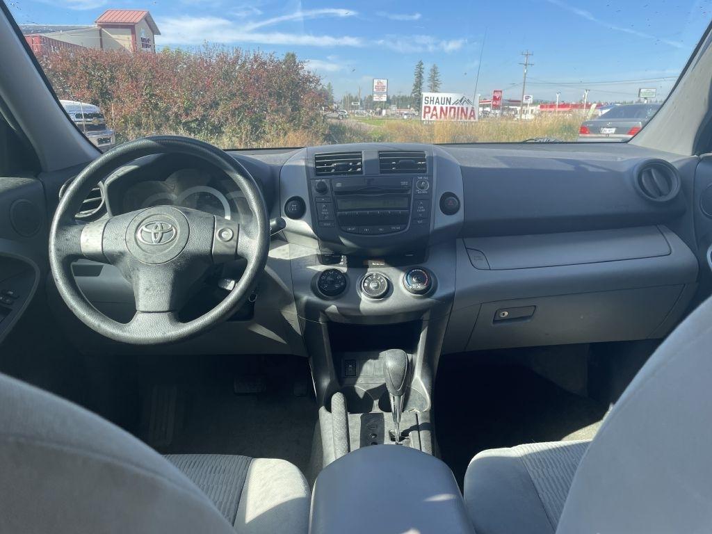 Toyota RAV4 Base I4 4WD 2011