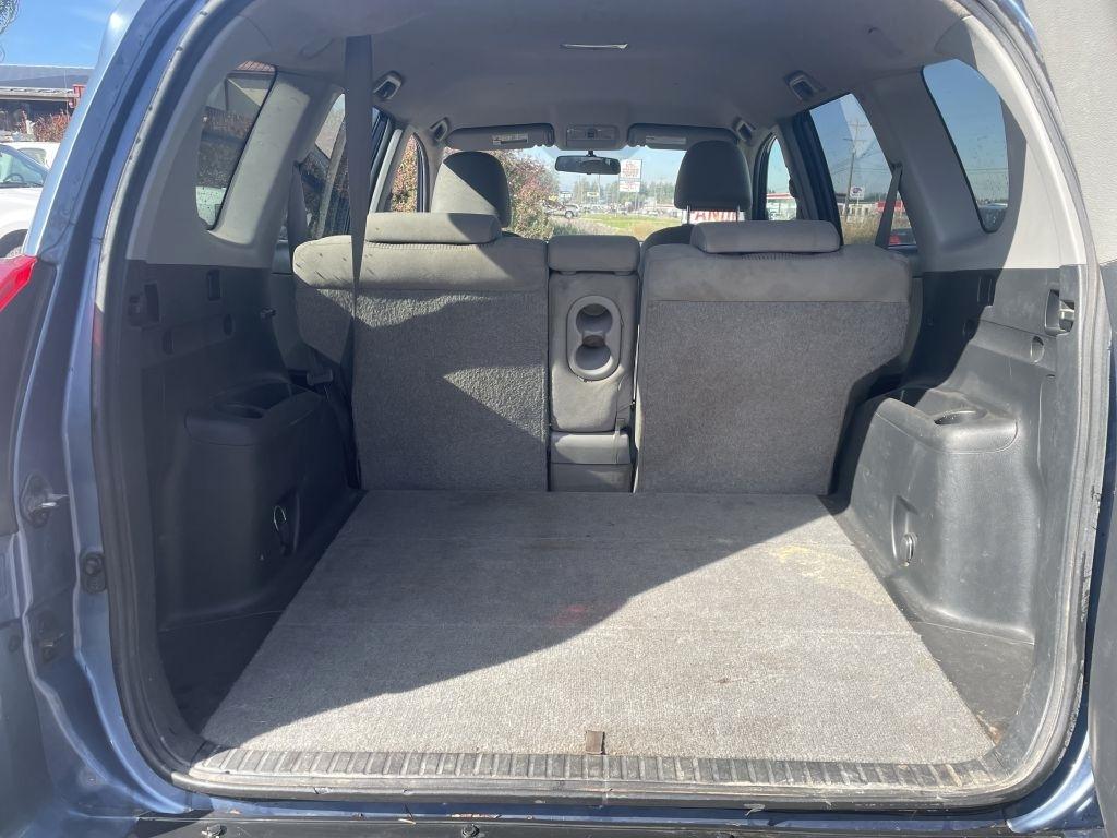 Toyota RAV4 Base I4 4WD 2011