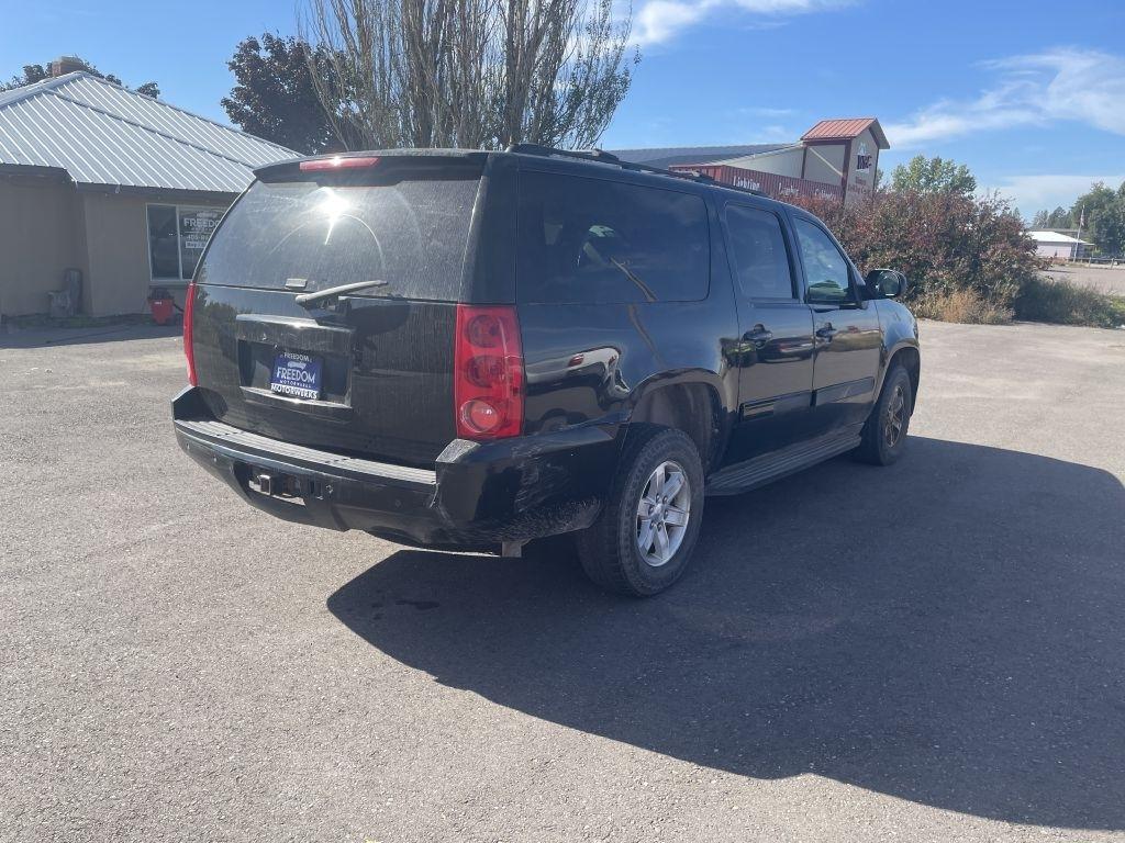GMC Yukon XL SLT 1/2 Ton 4WD 2013