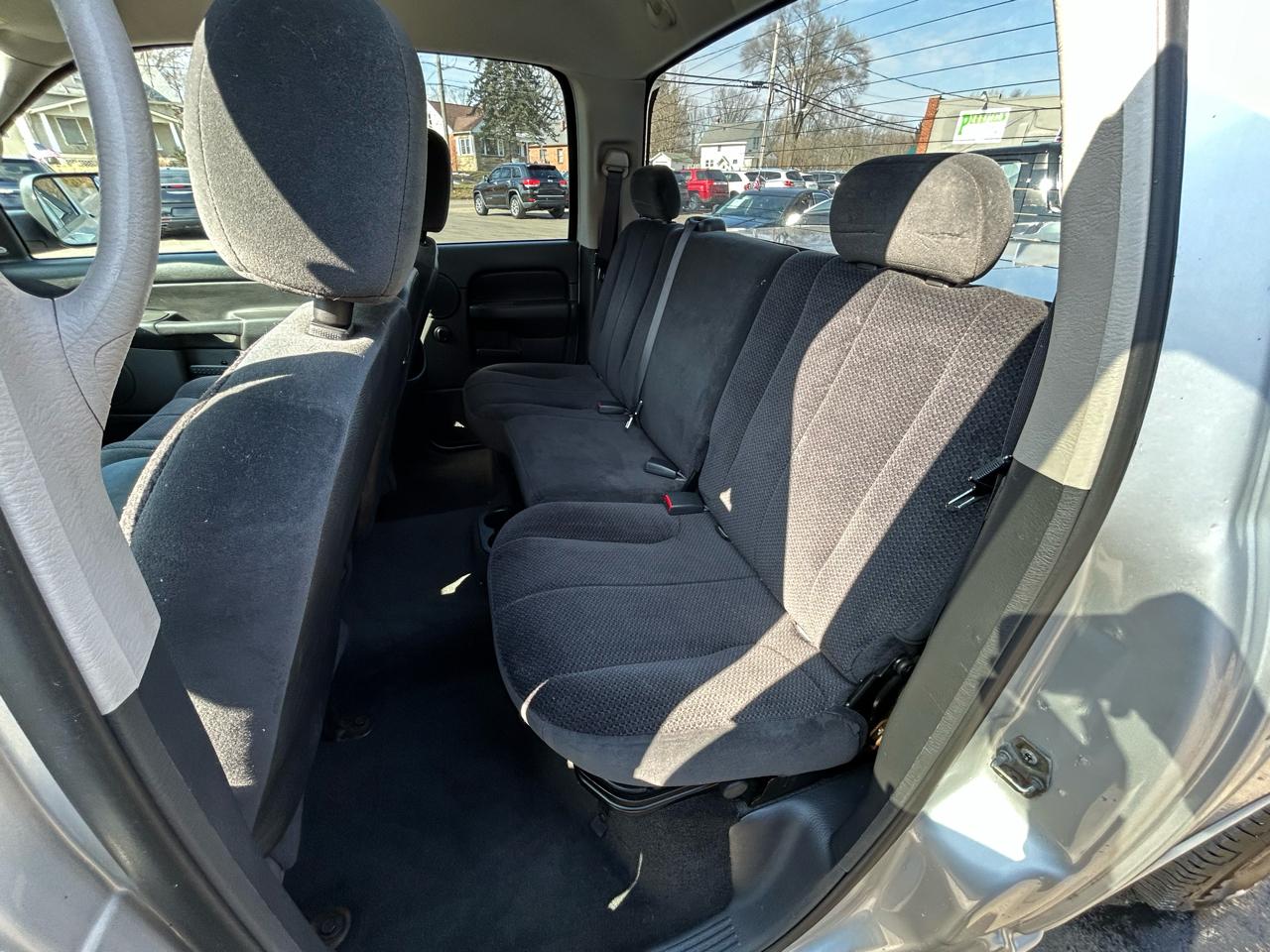 Dodge Ram 2500 Laramie Quad Cab Long Bed 2WD 2005