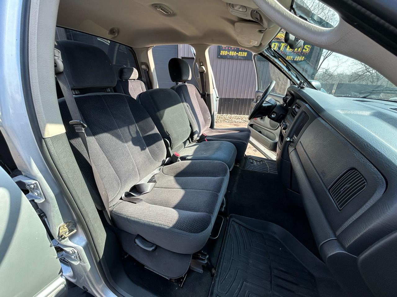 Dodge Ram 2500 Laramie Quad Cab Long Bed 2WD 2005