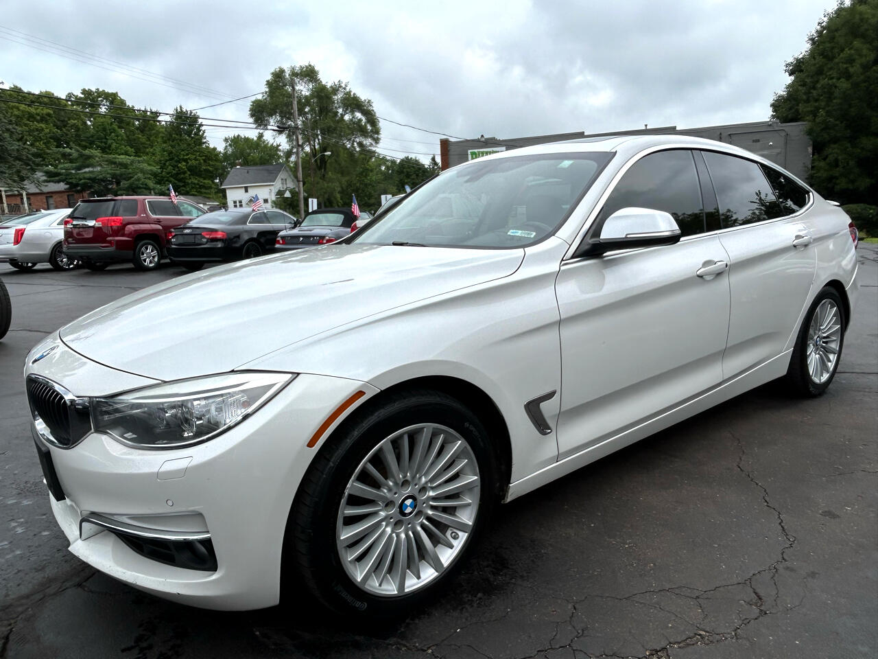 BMW 3-Series Gran Turismo 335i xDrive 2014