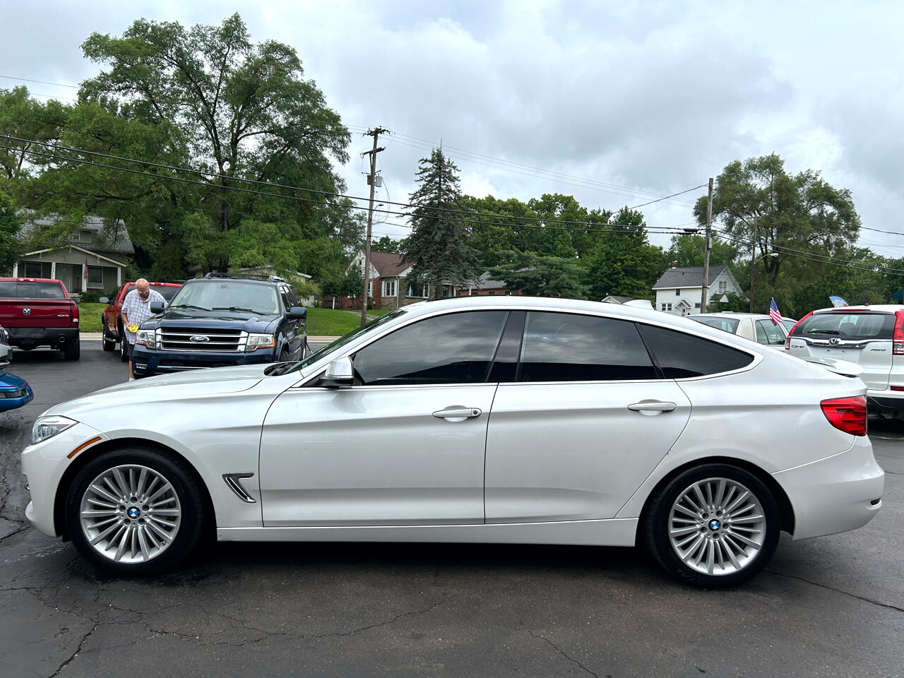 BMW 3-Series Gran Turismo 335i xDrive 2014