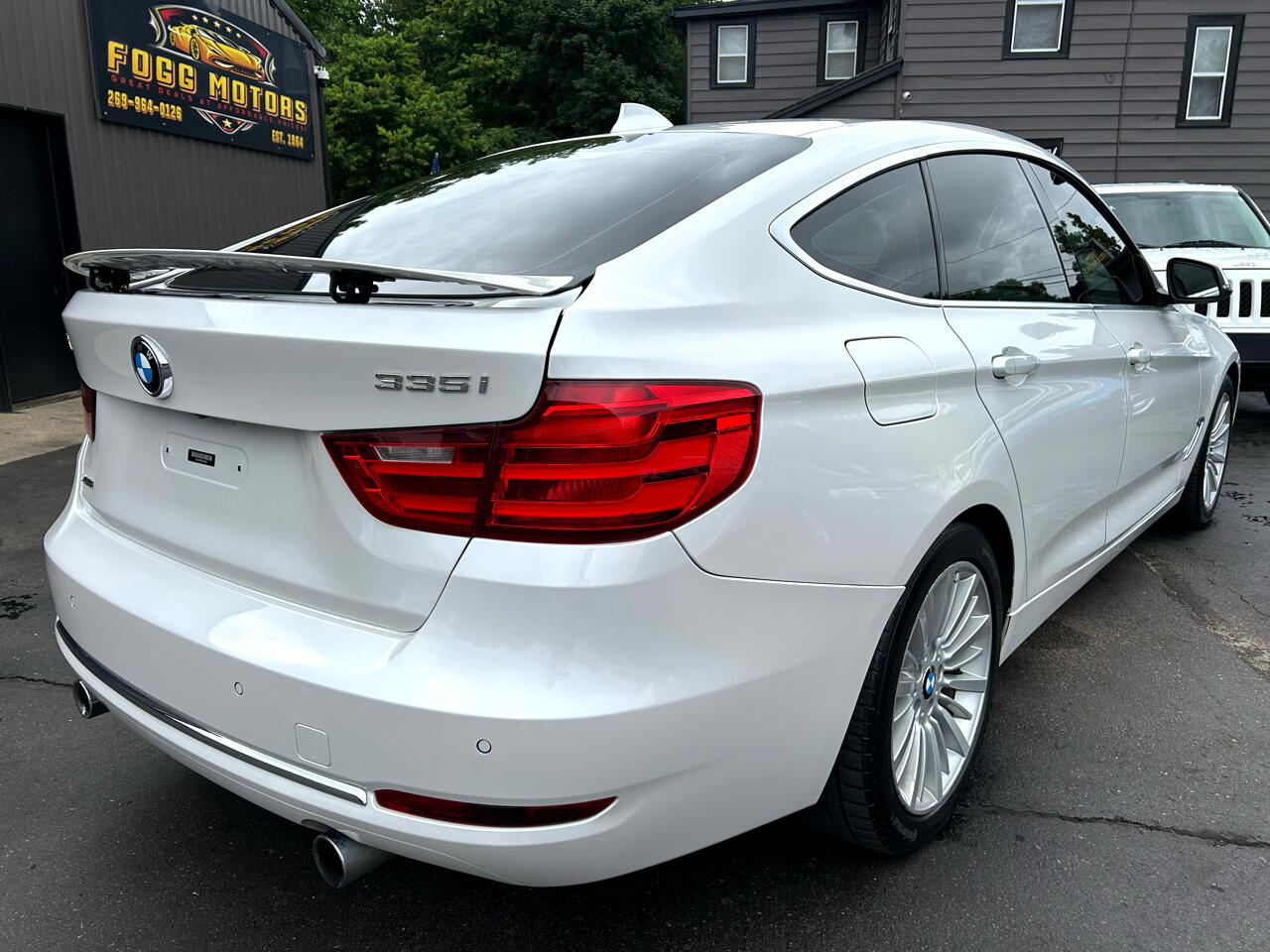 BMW 3-Series Gran Turismo 335i xDrive 2014