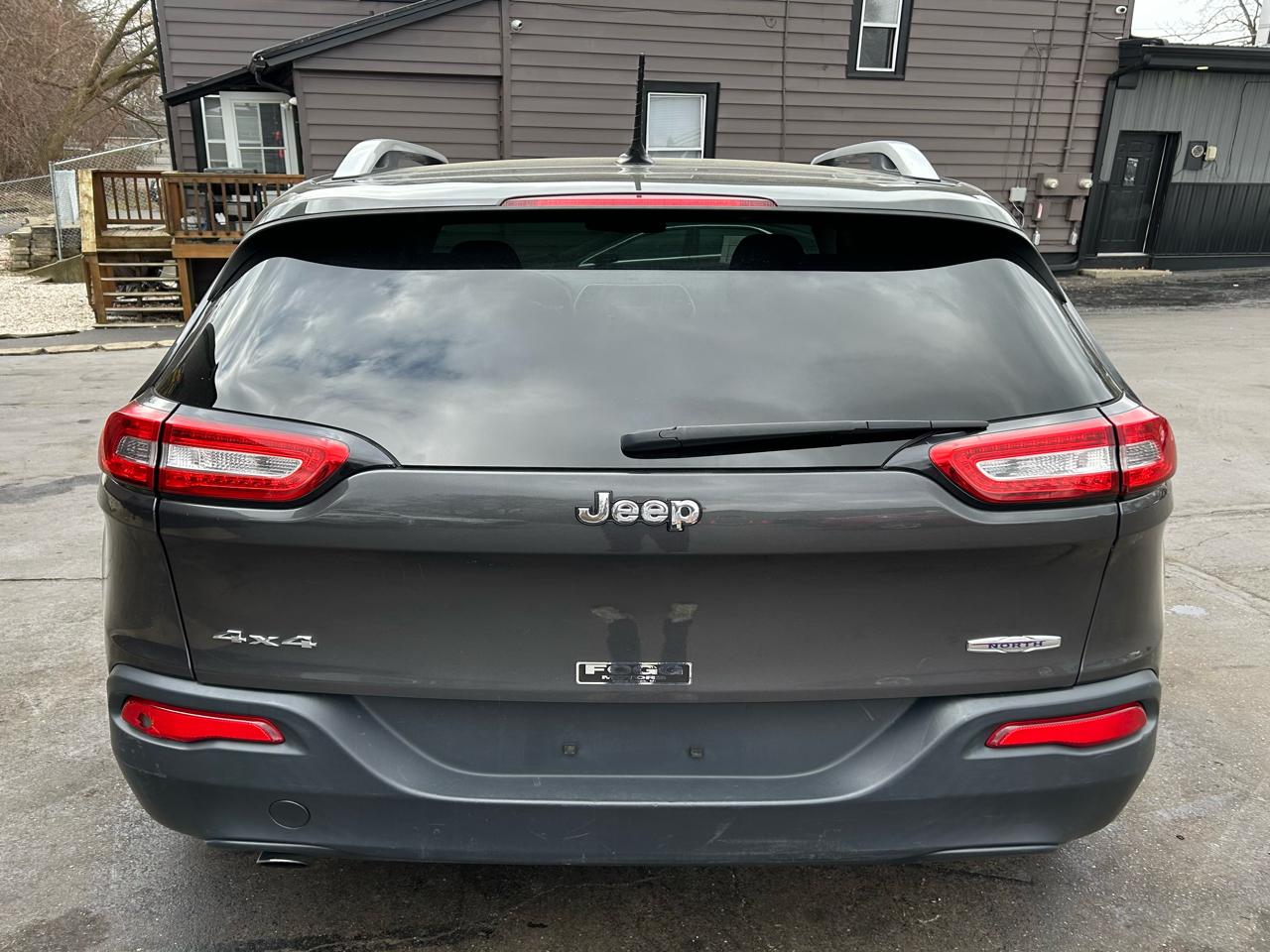 Jeep Cherokee Latitude 4WD 2015
