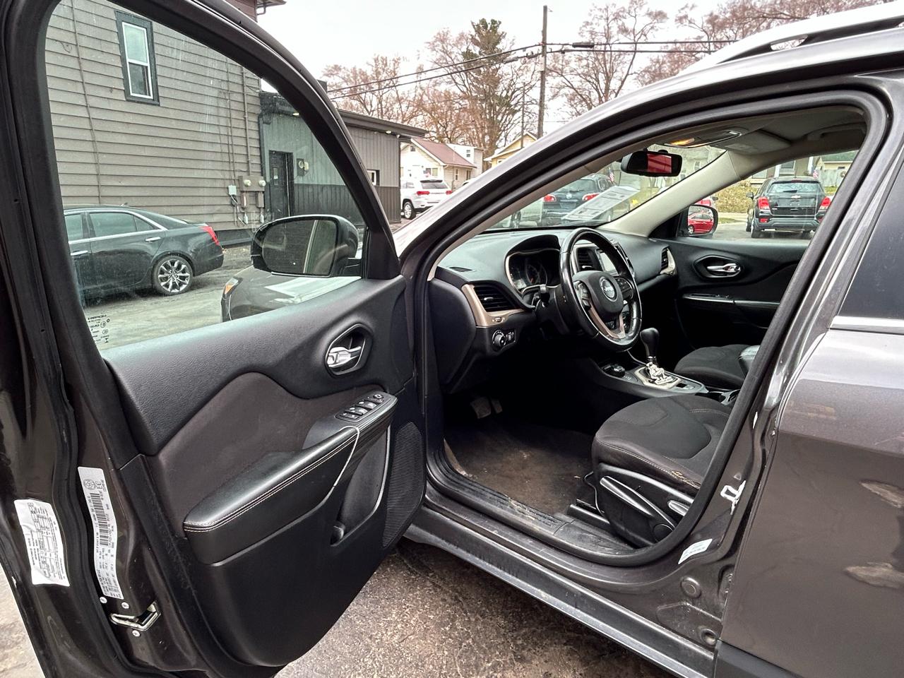 Jeep Cherokee Latitude 4WD 2015