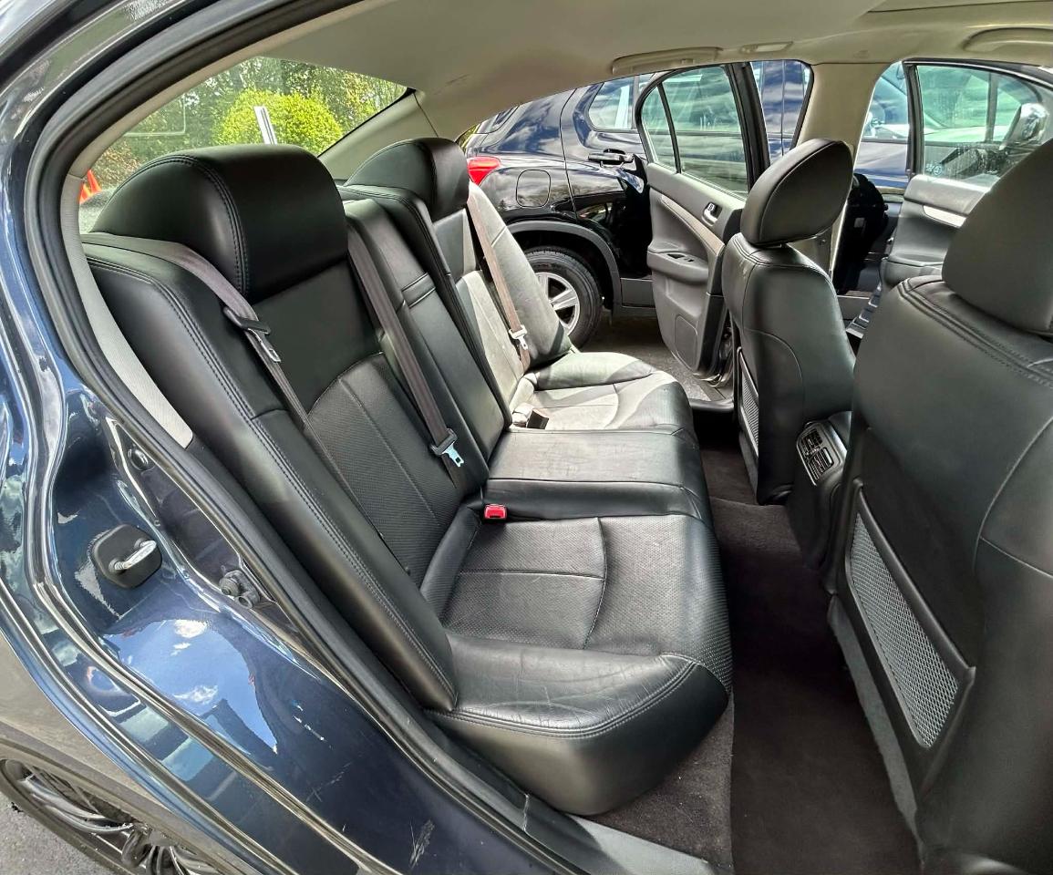 Infiniti G Sedan 37x AWD 2012