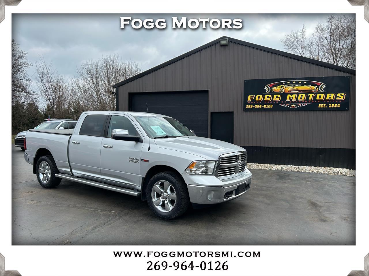 2015 RAM 1500 SLT Crew Cab 4WD