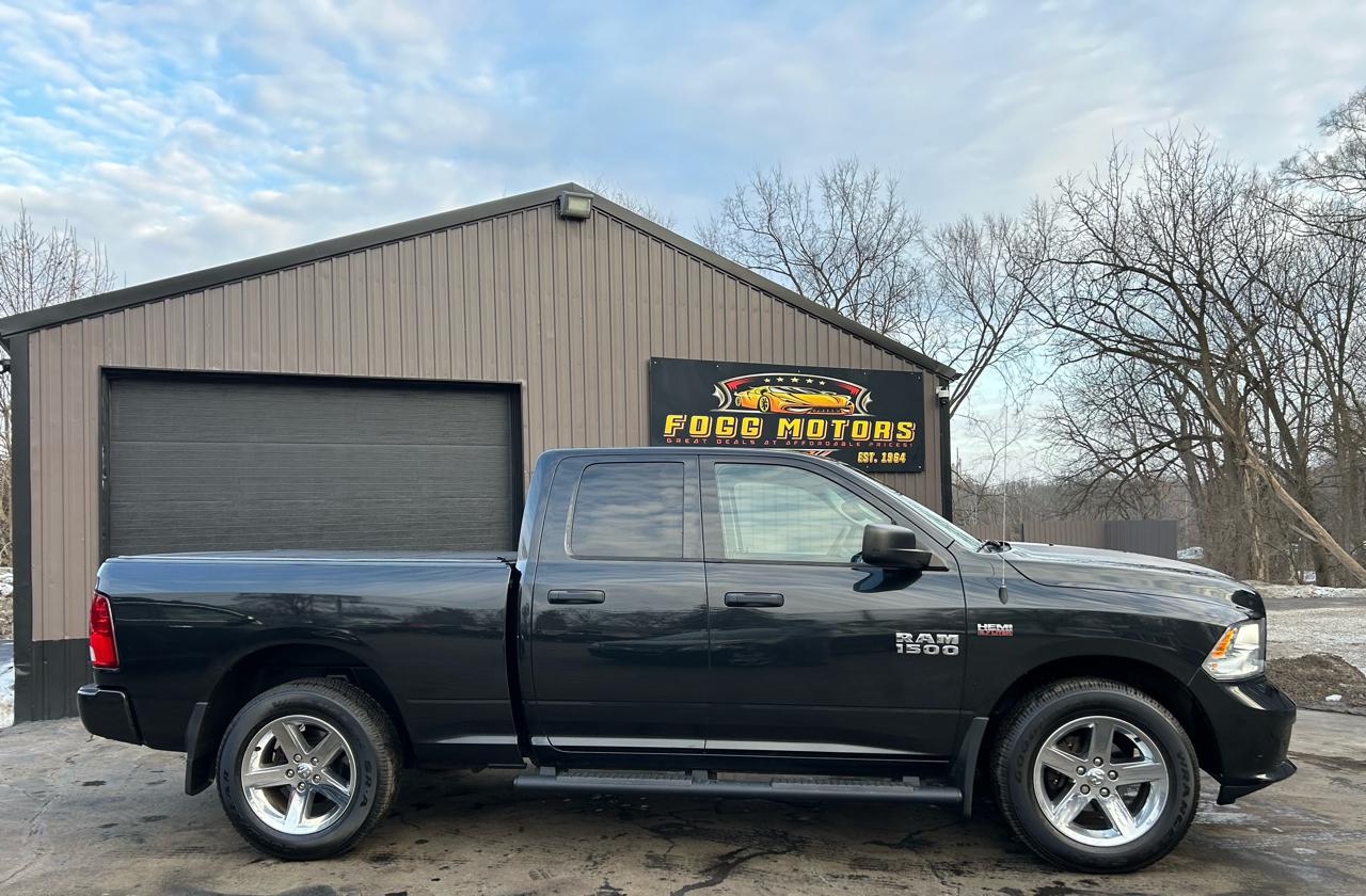 RAM 1500 Express 4x4 Quad Cab 6'4" Box 2017