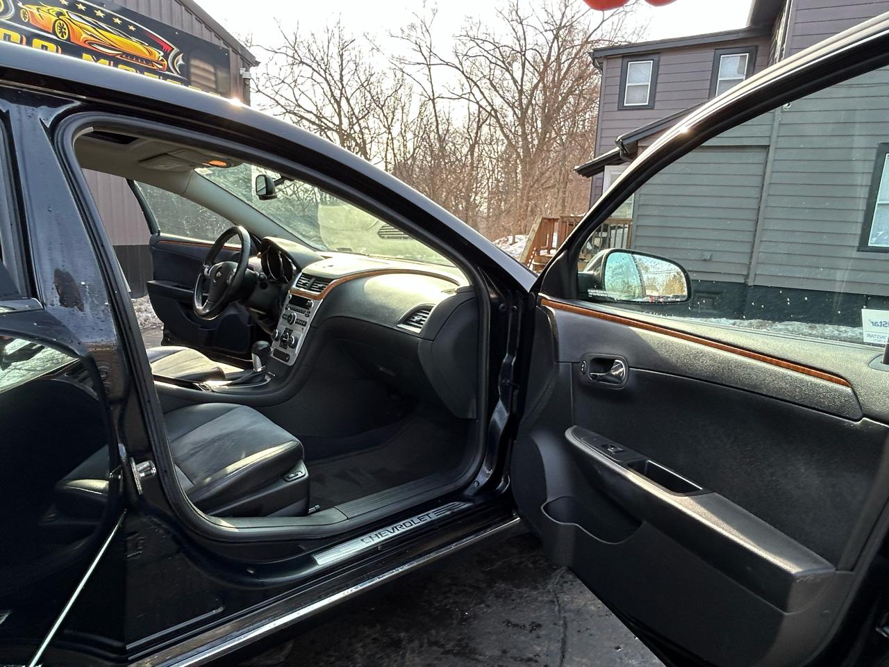 Chevrolet Malibu 2LT 2011