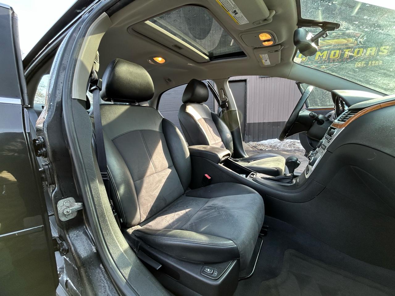 Chevrolet Malibu 2LT 2011