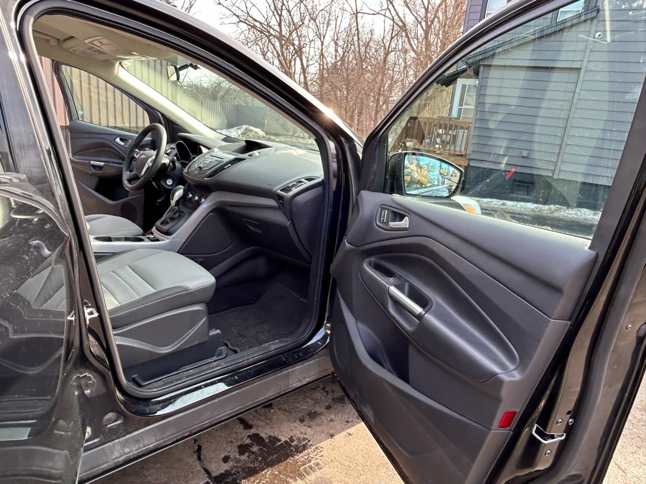 Ford Escape SE 4WD 2015