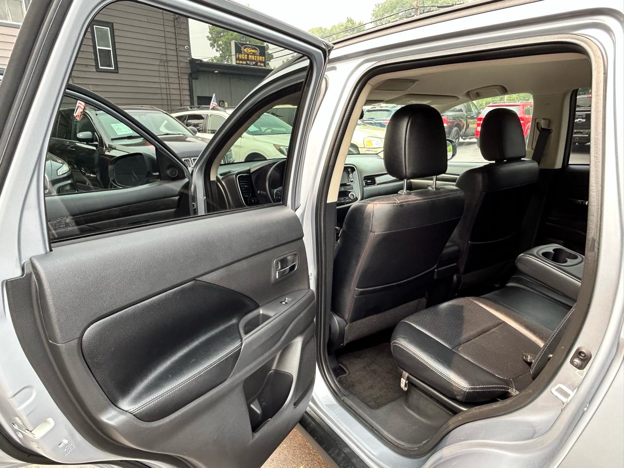 2016 Mitsubishi Outlander SEL - Photo 10