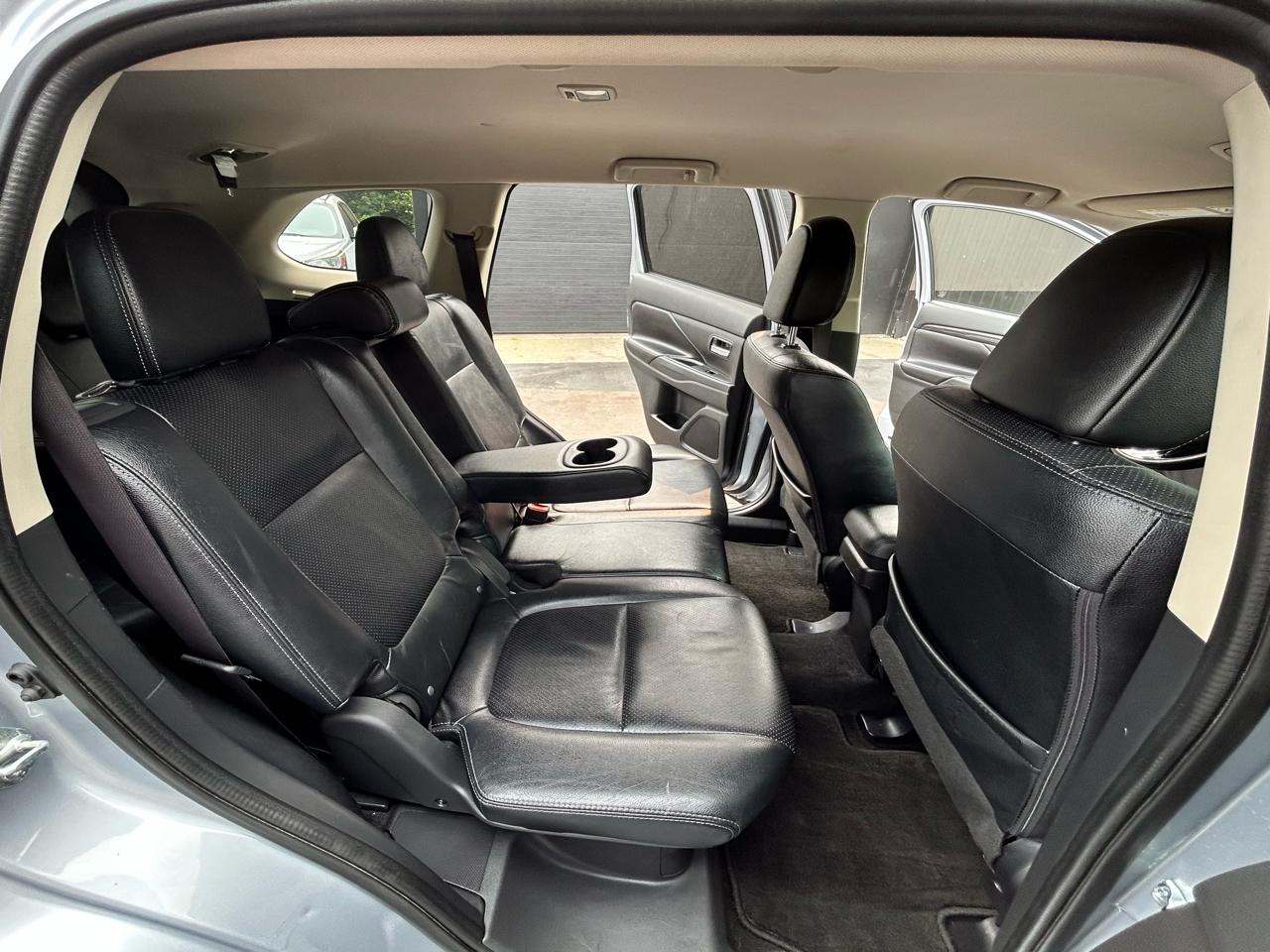 2016 Mitsubishi Outlander SEL - Photo 12