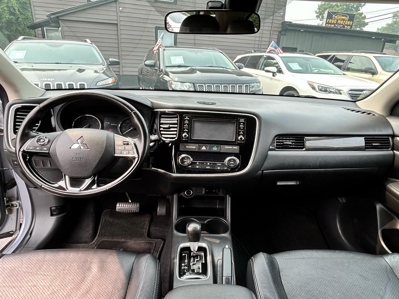 2016 Mitsubishi Outlander SEL - Photo 14
