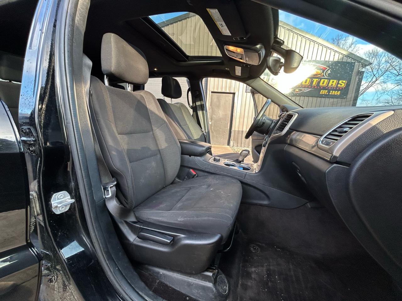 Jeep Grand Cherokee Laredo 4WD 2017