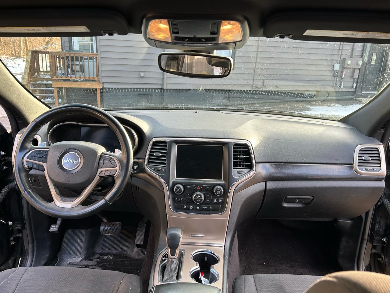 Jeep Grand Cherokee Laredo 4WD 2017