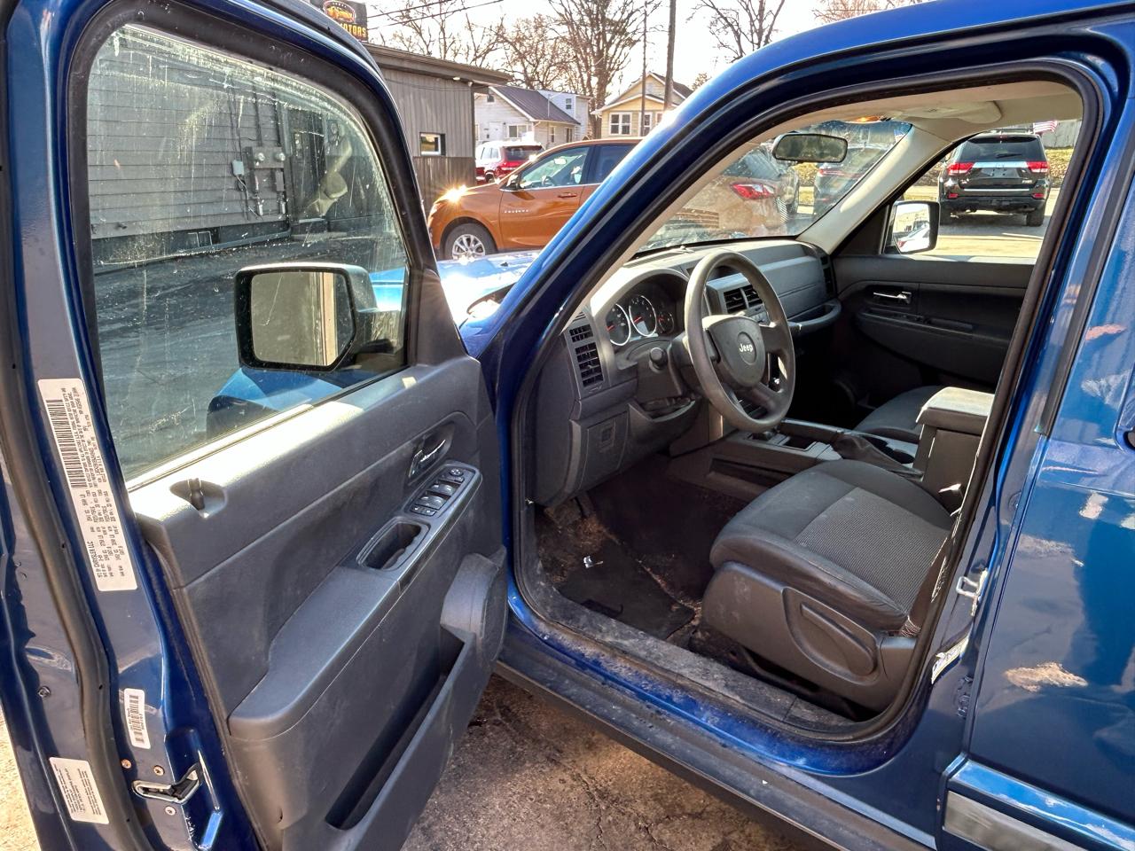 Jeep Liberty Sport 4WD 2009