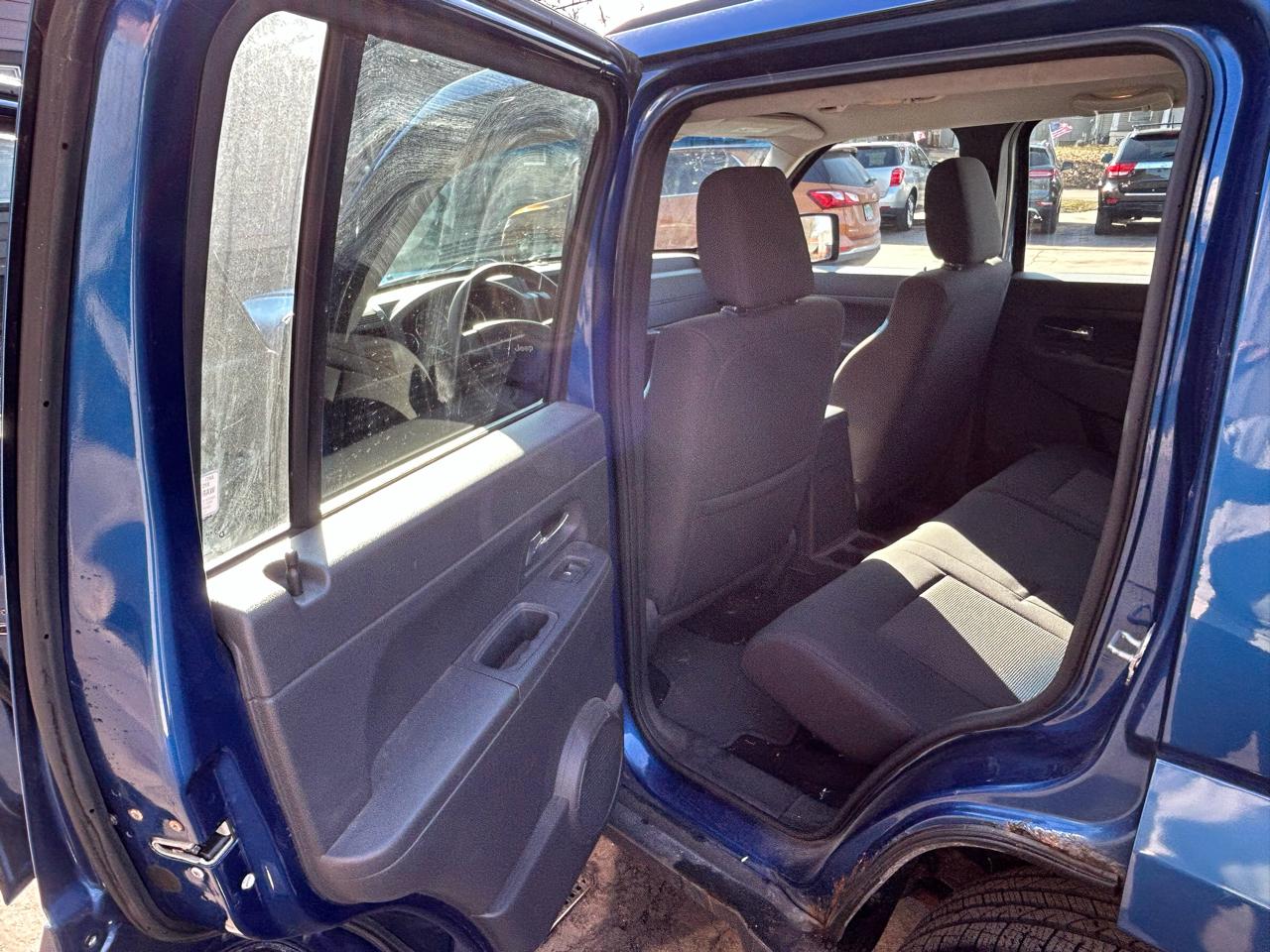 Jeep Liberty Sport 4WD 2009