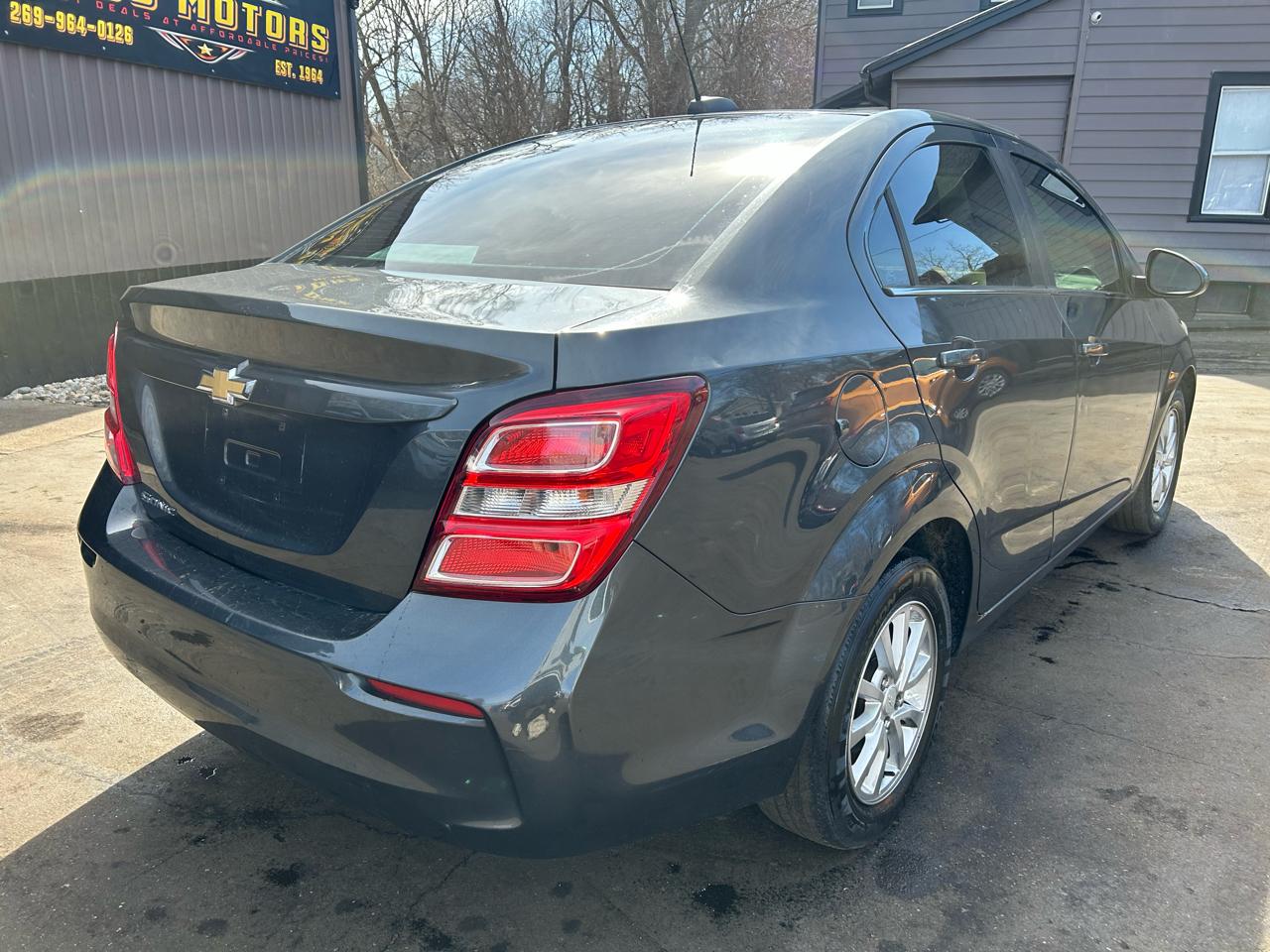 Chevrolet Sonic LT Auto Sedan 2017