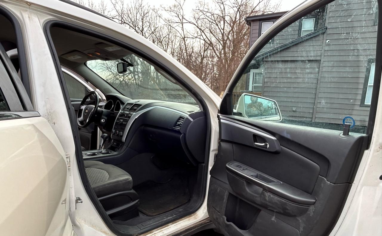 Chevrolet Traverse LT AWD 2012