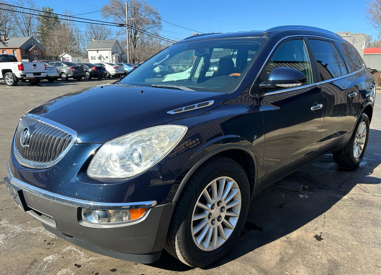 Buick Enclave Base FWD 2012