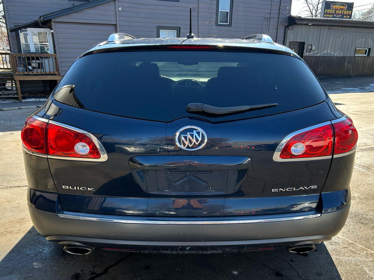 Buick Enclave Base FWD 2012