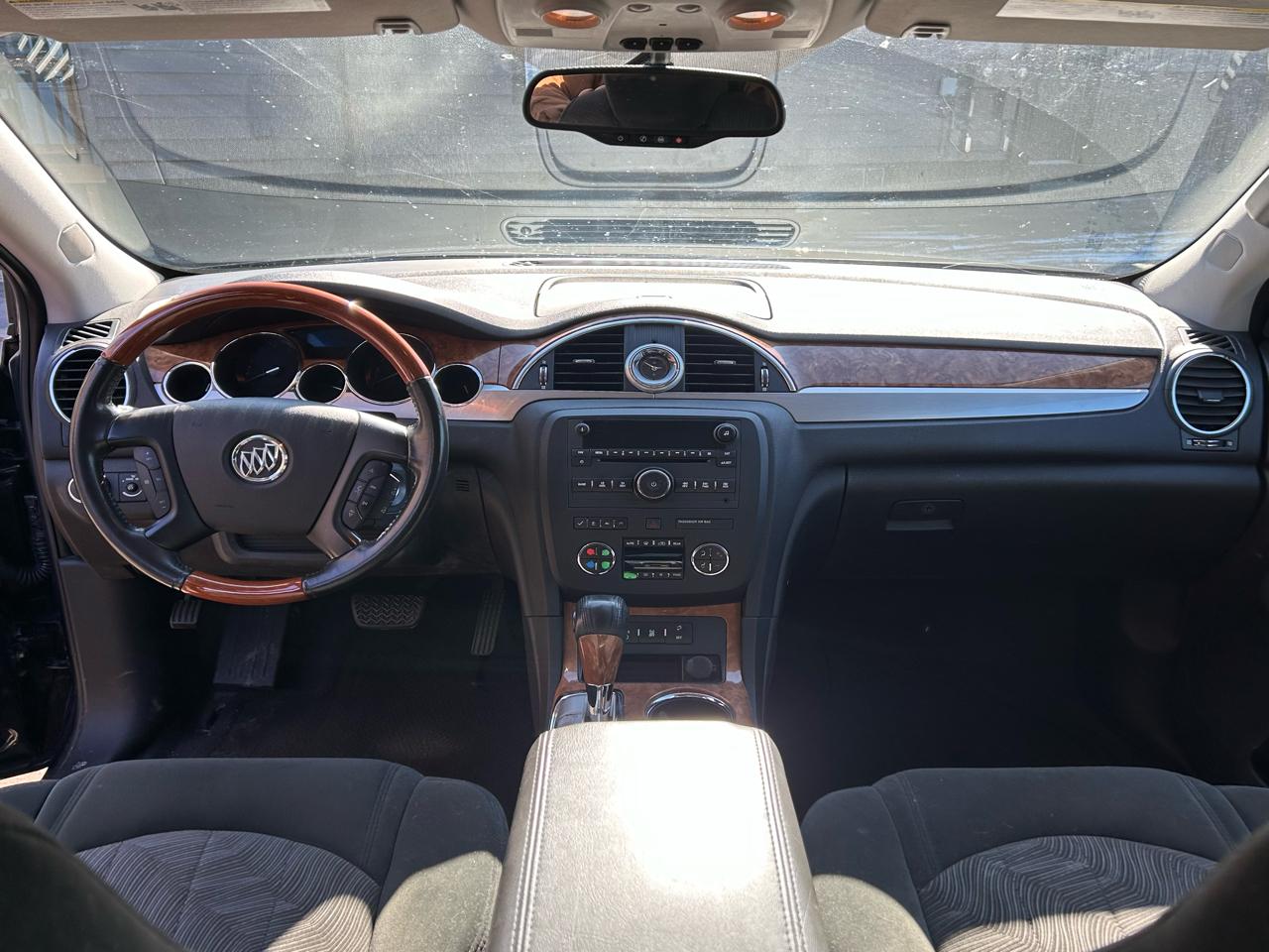 Buick Enclave Base FWD 2012