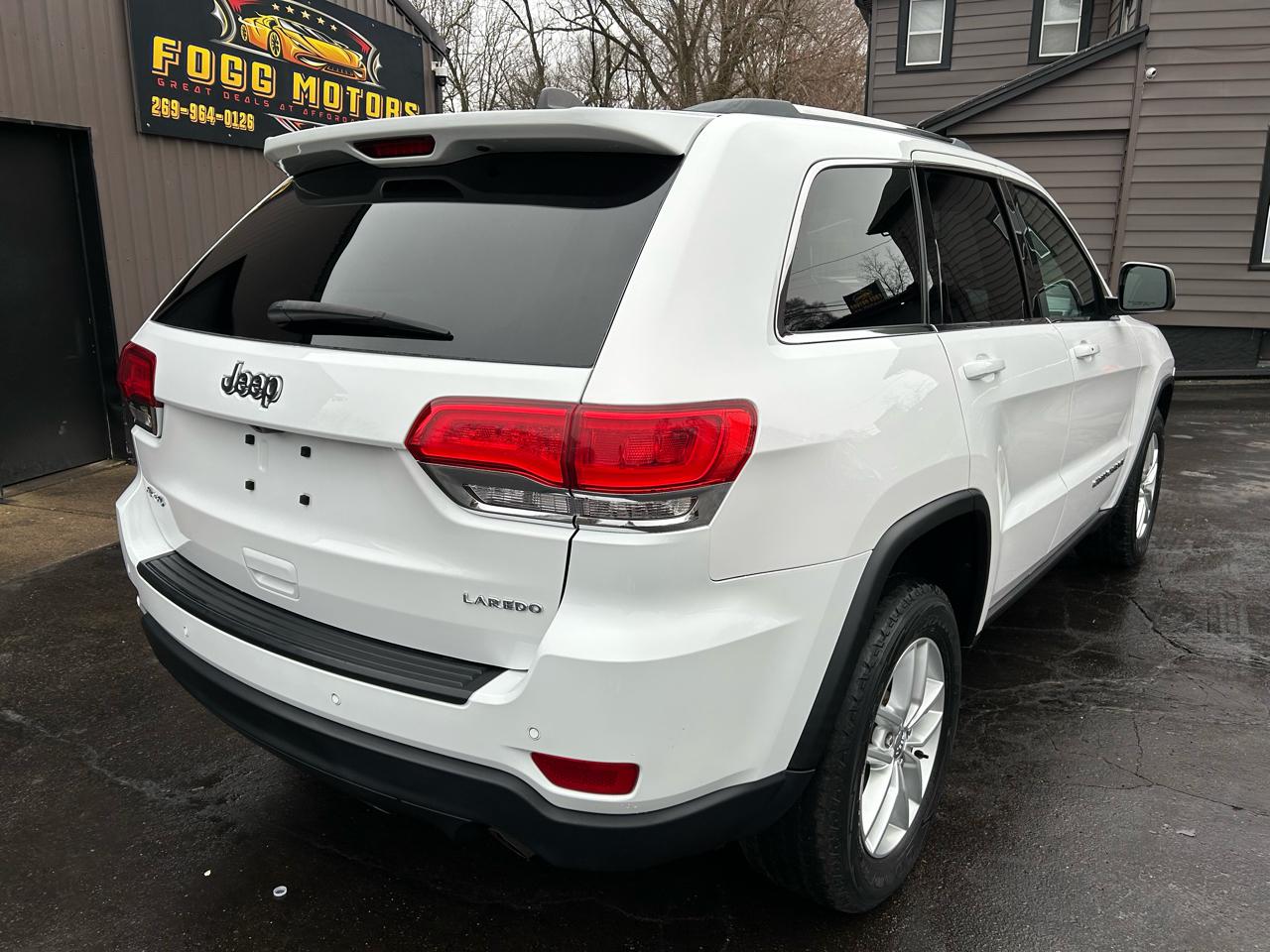 Jeep Grand Cherokee Laredo 4WD 2018