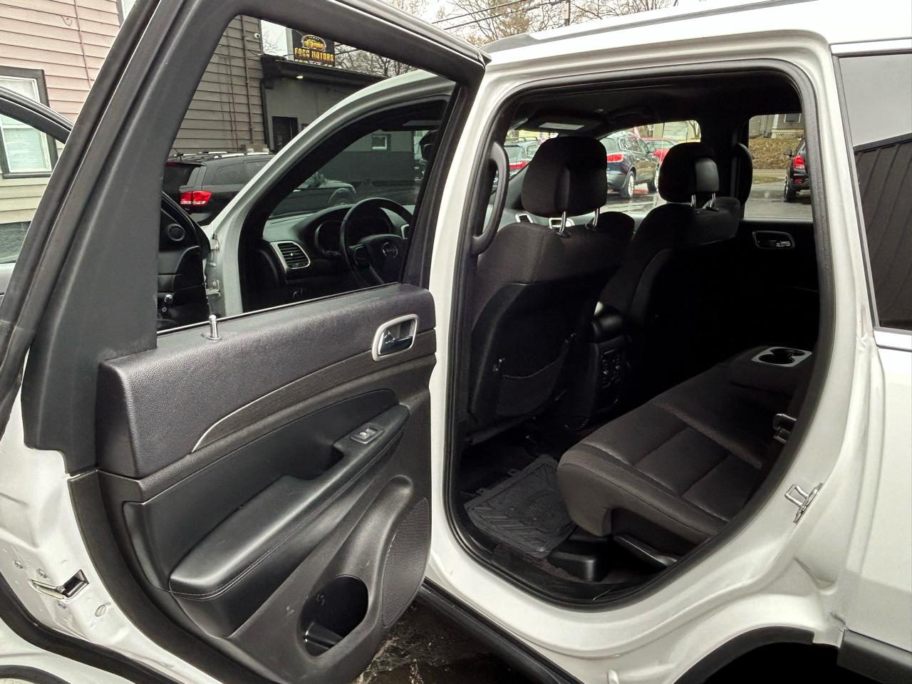 Jeep Grand Cherokee Laredo 4WD 2018