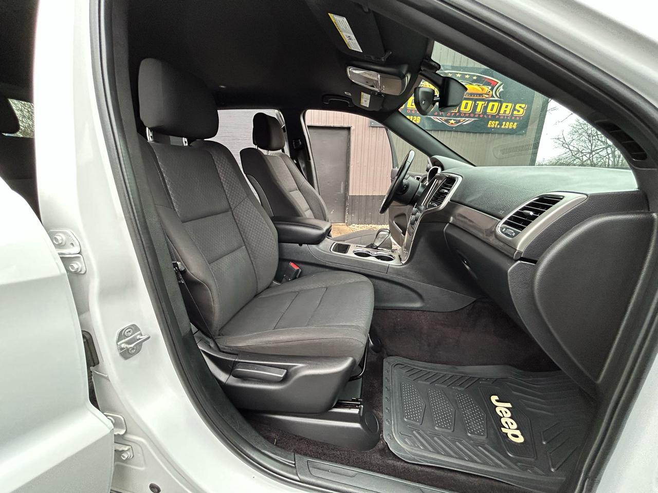 Jeep Grand Cherokee Laredo 4WD 2018