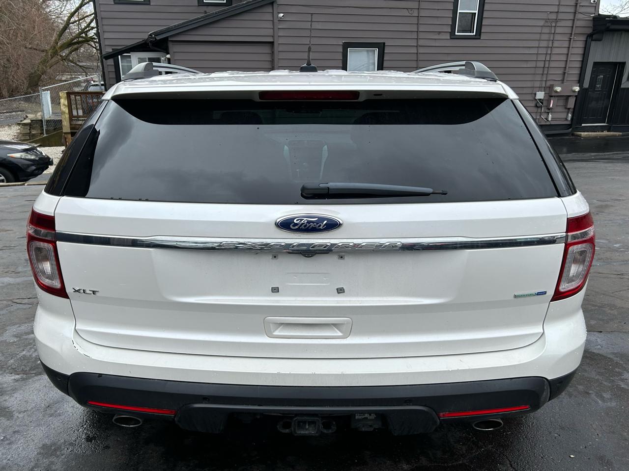 Ford Explorer XLT 4WD 2015