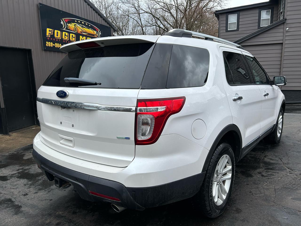 Ford Explorer XLT 4WD 2015