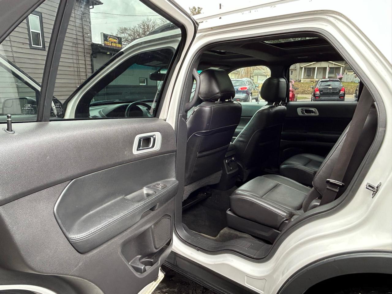 Ford Explorer XLT 4WD 2015