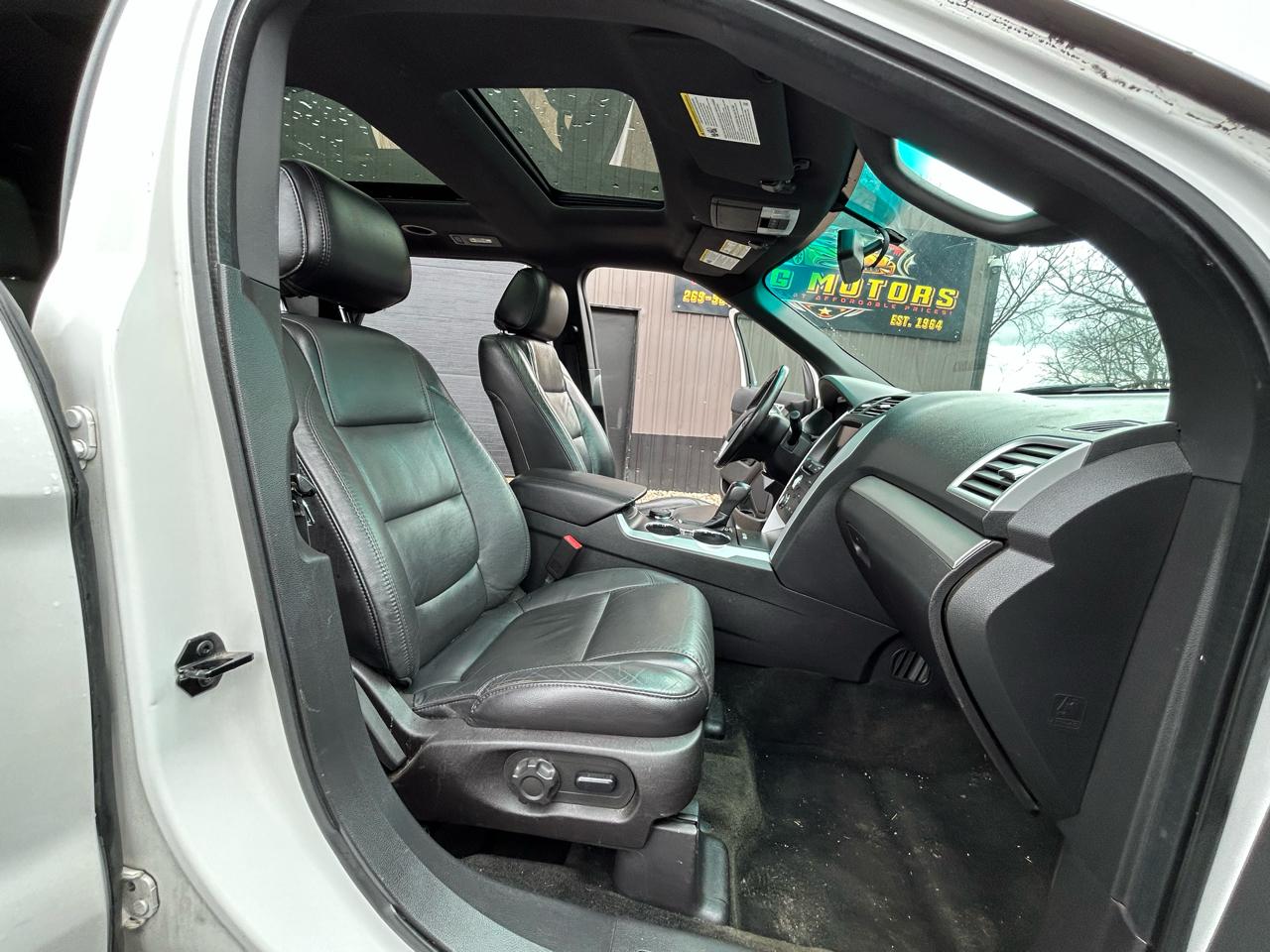 Ford Explorer XLT 4WD 2015