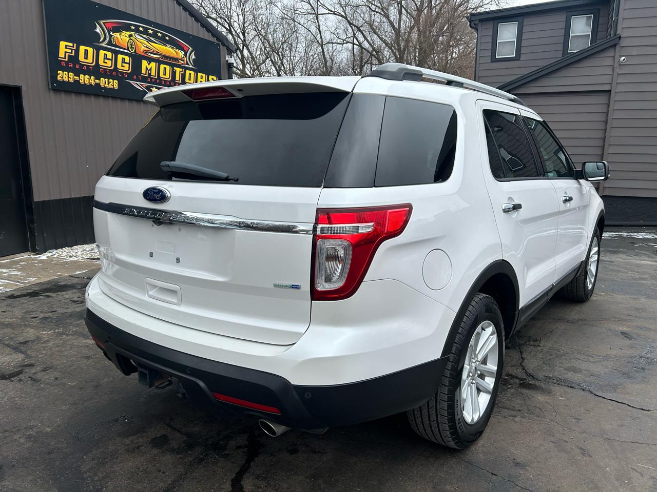 Ford Explorer XLT 4WD 2015