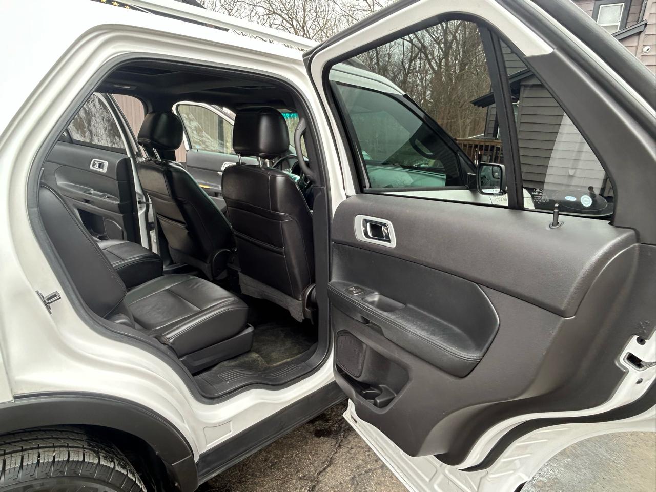 Ford Explorer XLT 4WD 2015