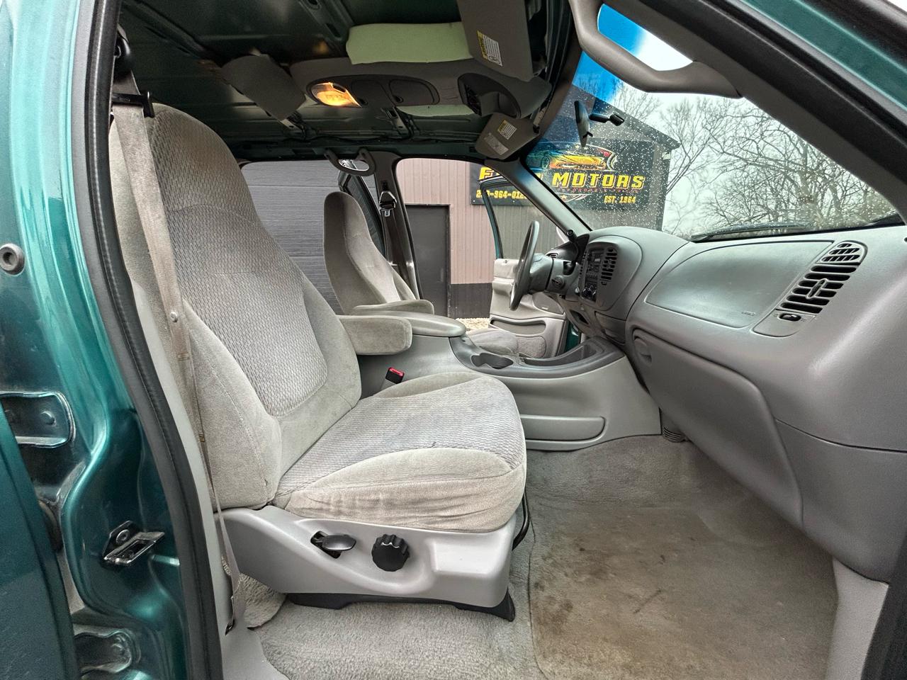 Ford Expedition XLT 4WD 1998