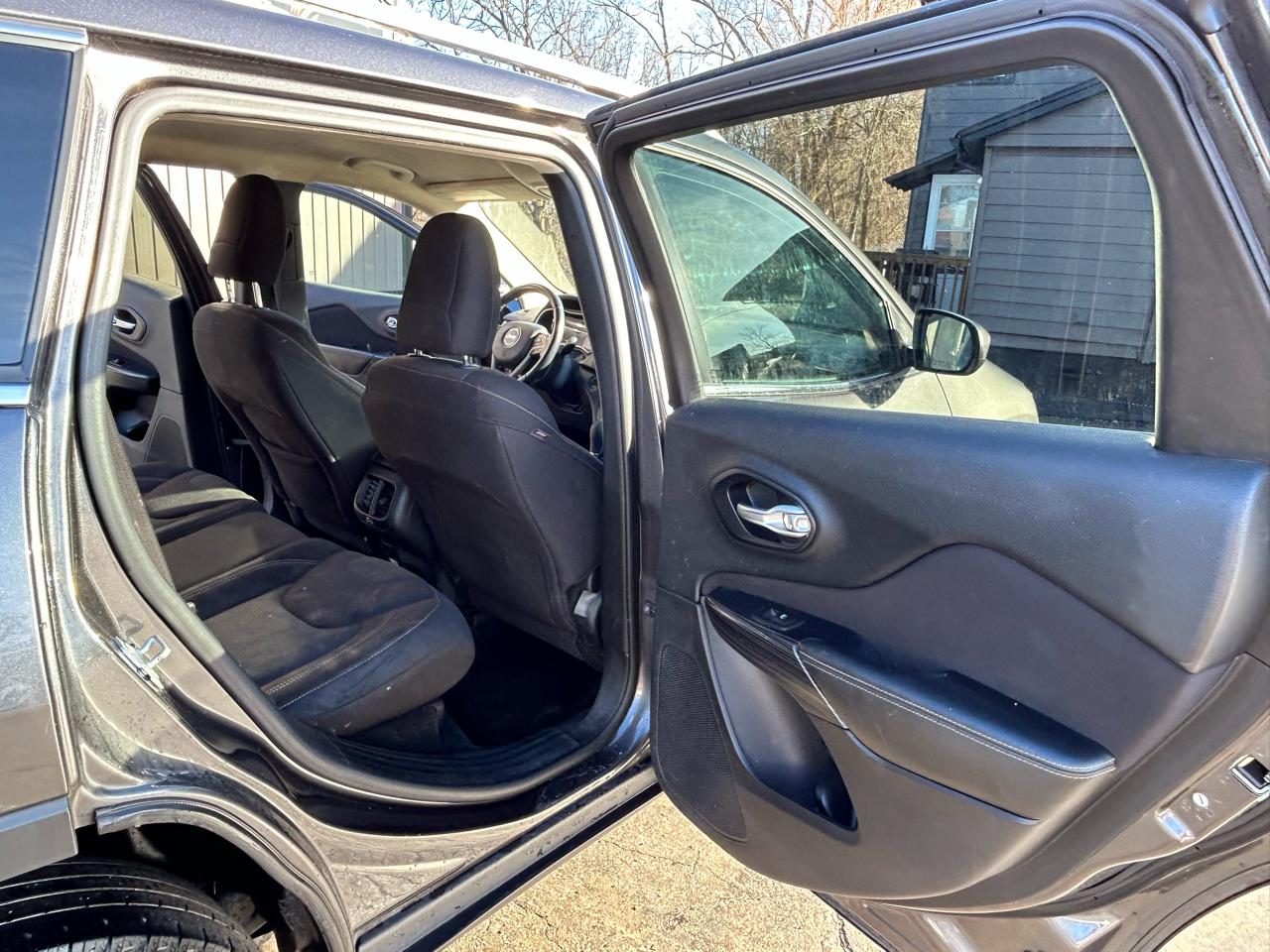 Jeep Cherokee Latitude 4WD 2015