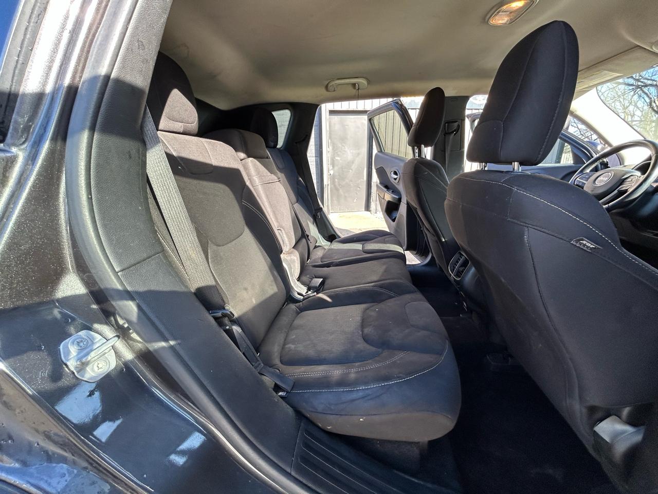 Jeep Cherokee Latitude 4WD 2015