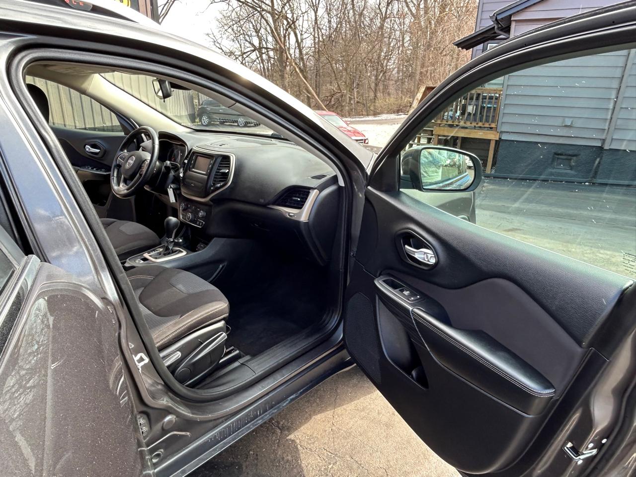 Jeep Cherokee Latitude 4WD 2015